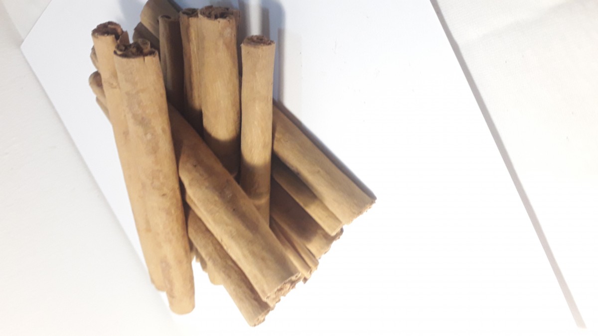 Ceylon Cinnamon H2 from Sri Lanka