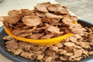 Groundnut Cake Kulikuli From Nigeria from Nigeria
