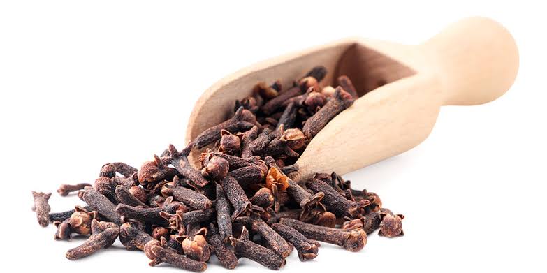 Cloves Grade A from Uganda