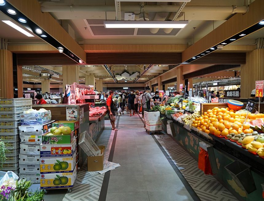 1024px-Fresh_Square_Meat_Vegetable_And_Fruit_Stall China’s Agriculture Prices drop as of March 30: “AGRICULP Agricultural Wholesale Price 200 Index” fell 0.22 points from yesterday