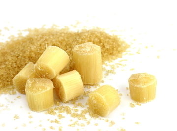World sugar prices dip from bearish crude oil