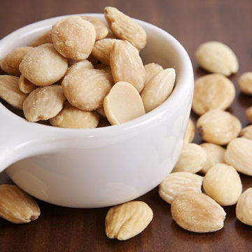 The Spanish almond enters the Chinese market by the big door