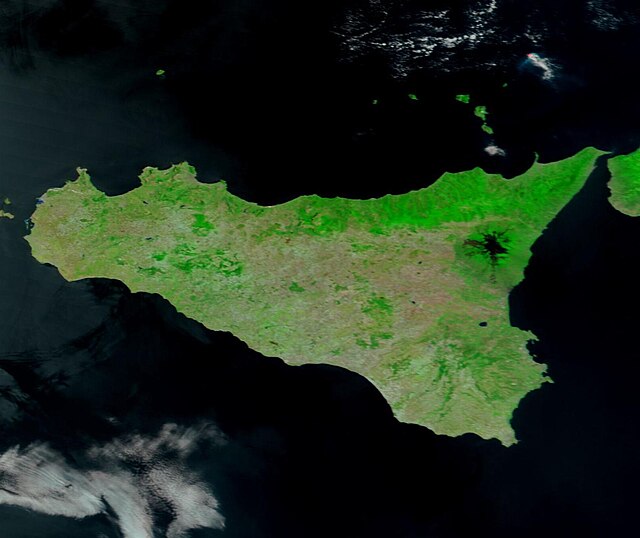 Aerial image of drought in Sicily: Credit, Wikimedia Commons The Sicily drought spotlights the region’s main produce